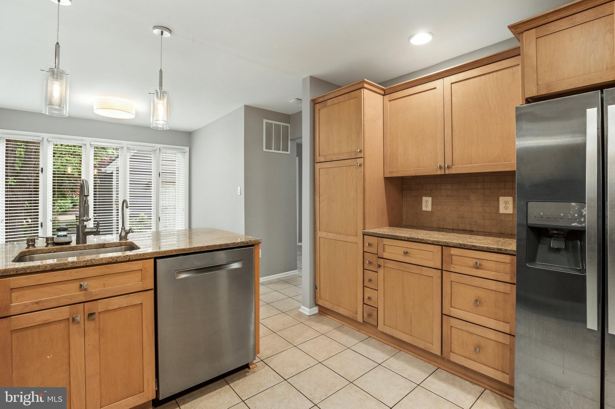 11604 Chapel Cross Way Reston, VA 20194 - Photo 14 of 45 Gallery Image 14