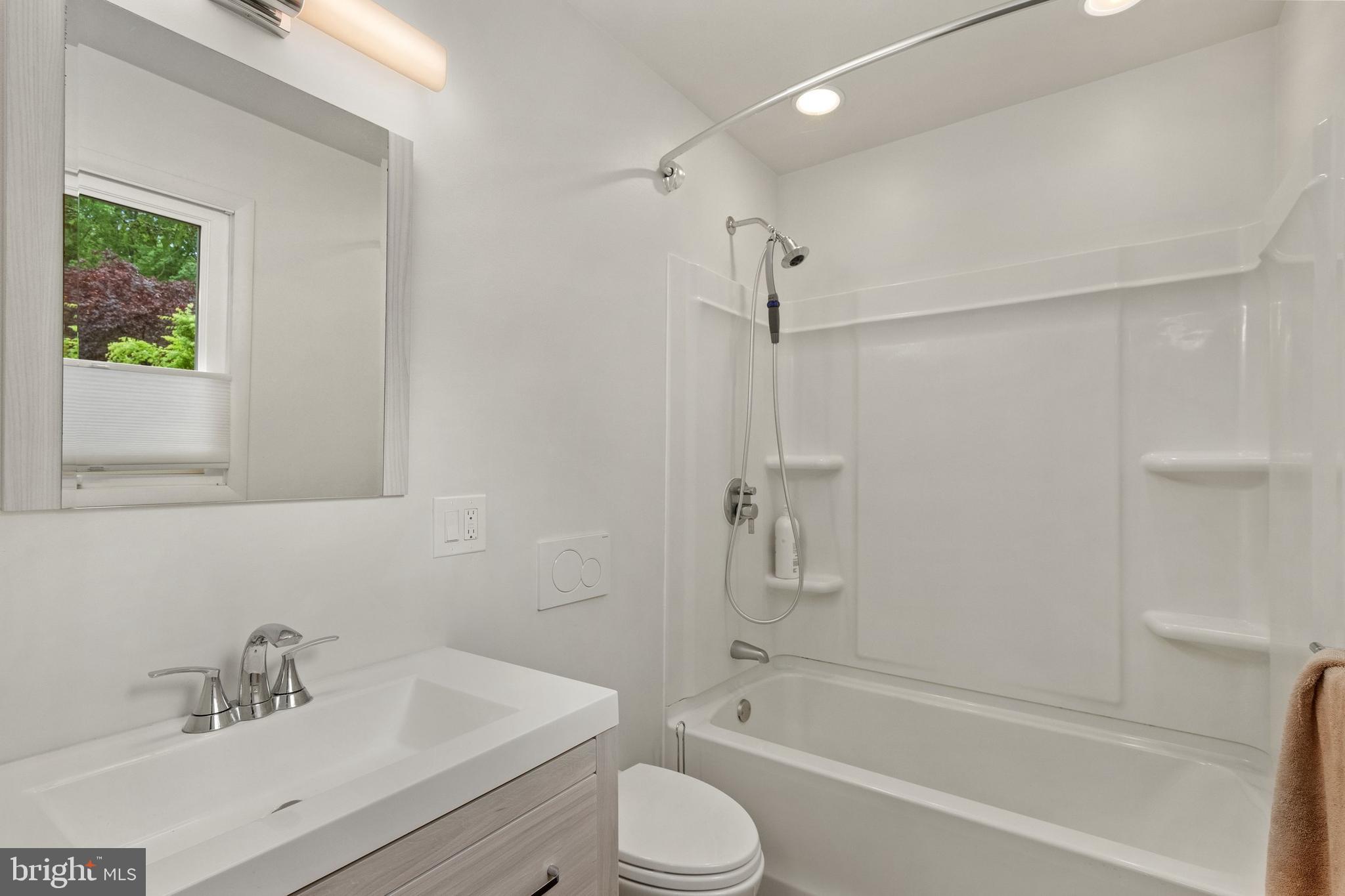 11604 Chapel Cross Way Reston, VA 20194 - Photo 26 of 45 Gallery Image 26