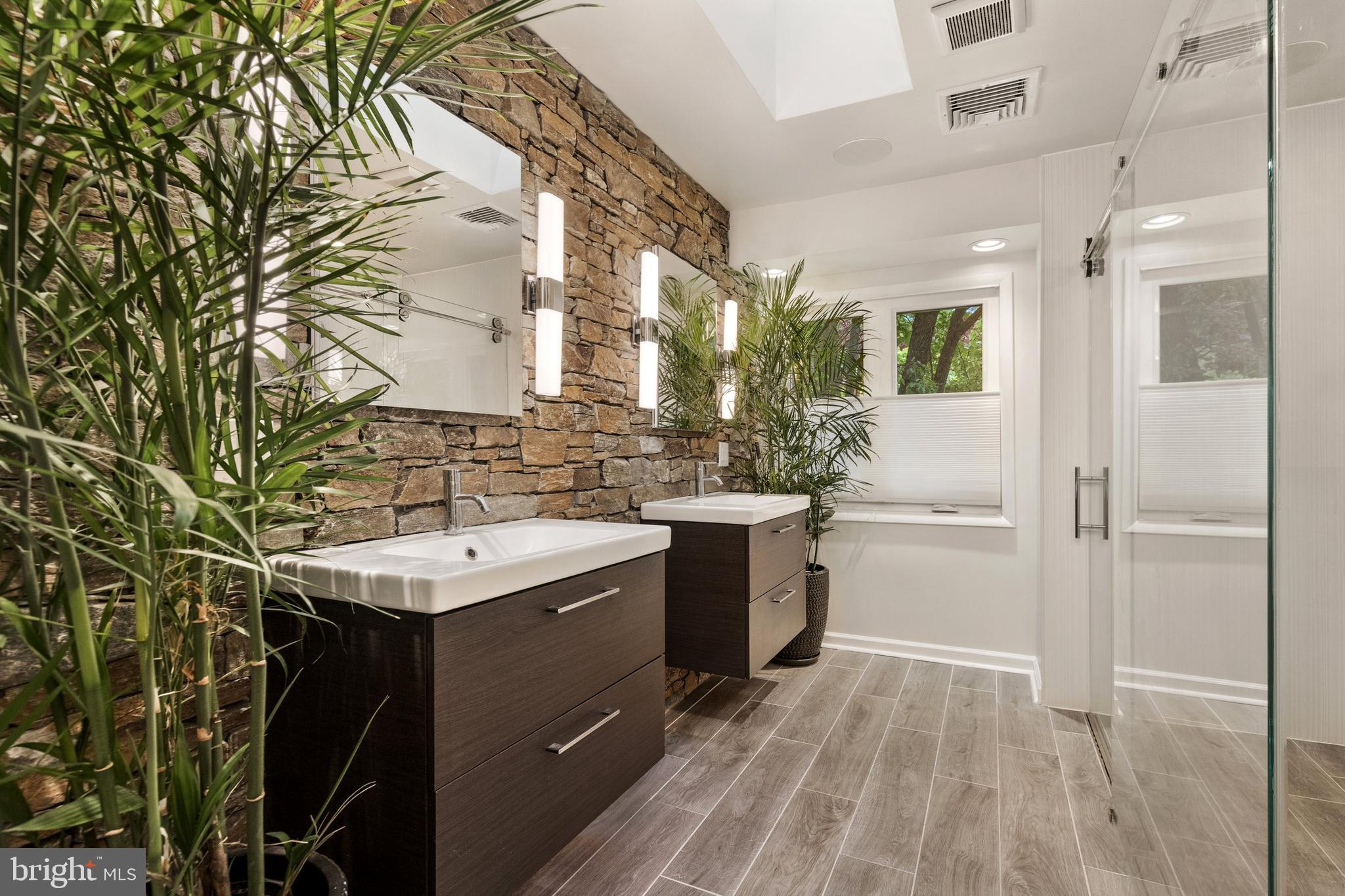 11604 Chapel Cross Way Reston, VA 20194 - Photo 32 of 45 Gallery Image 32