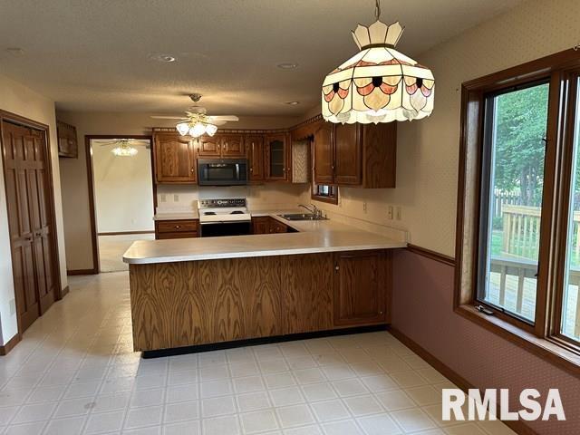 2524 Greenbriar Road Springfield, IL 62704 - Photo 8 of 28