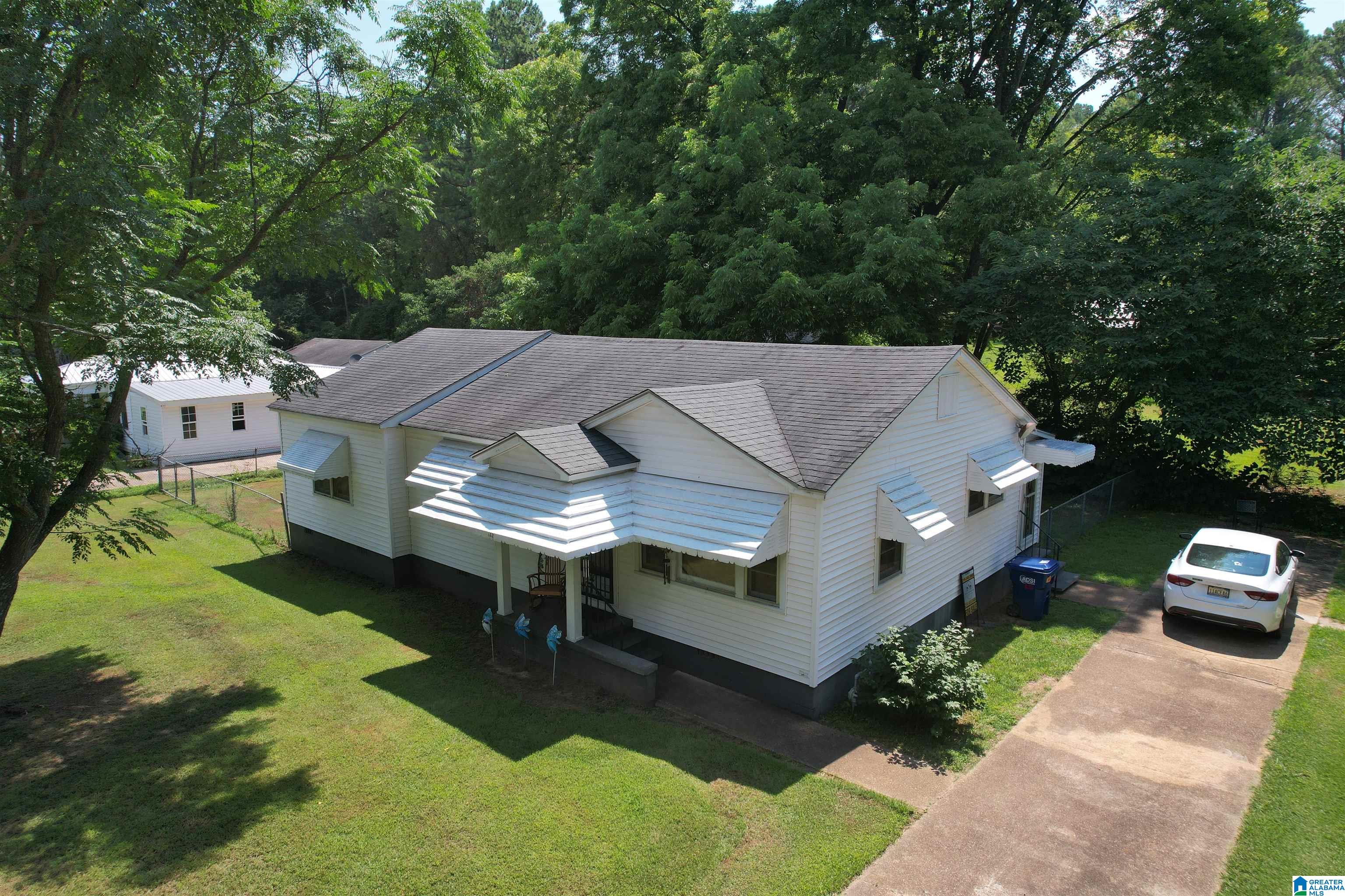 147 West Glade Road Anniston, AL 36206 - Photo 3 of 26
