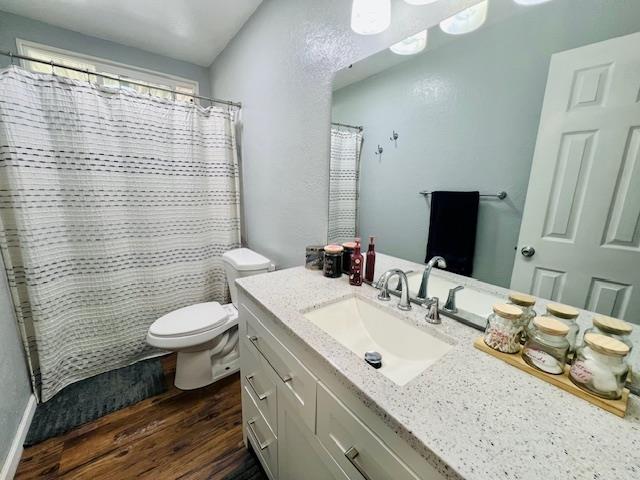 1541 Panthers Lane, Unit 13 Modesto, CA 95355 - Photo 13 of 35