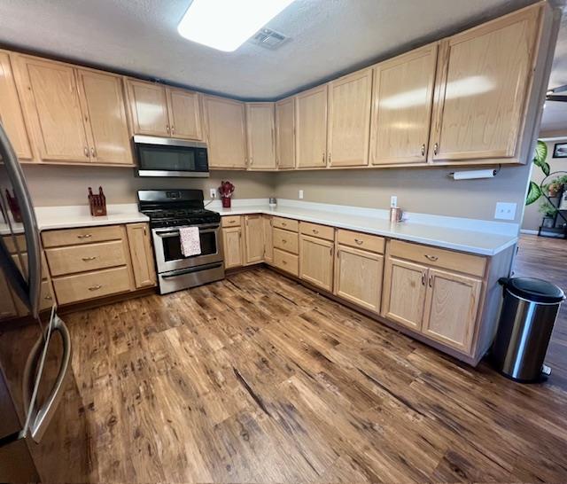 1541 Panthers Lane, Unit 13 Modesto, CA 95355 - Photo 17 of 35