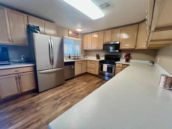 $249,900 | 1541 Panthers Lane, Unit 13, Modesto, CA 95355
