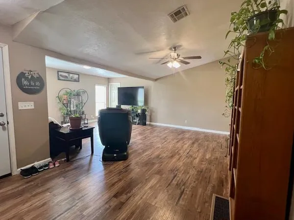 $249,900 | 1541 Panthers Lane, Unit 13, Modesto, CA 95355