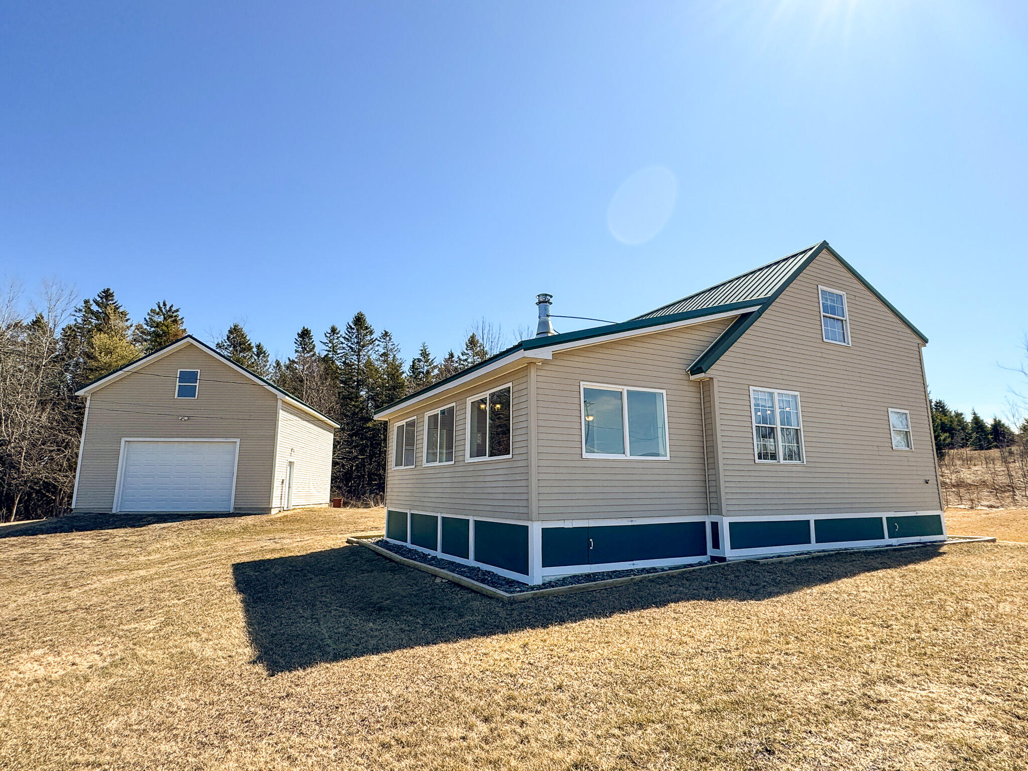 643 Averill Road Springfield, ME 04487 - Photo 1 of 28 1