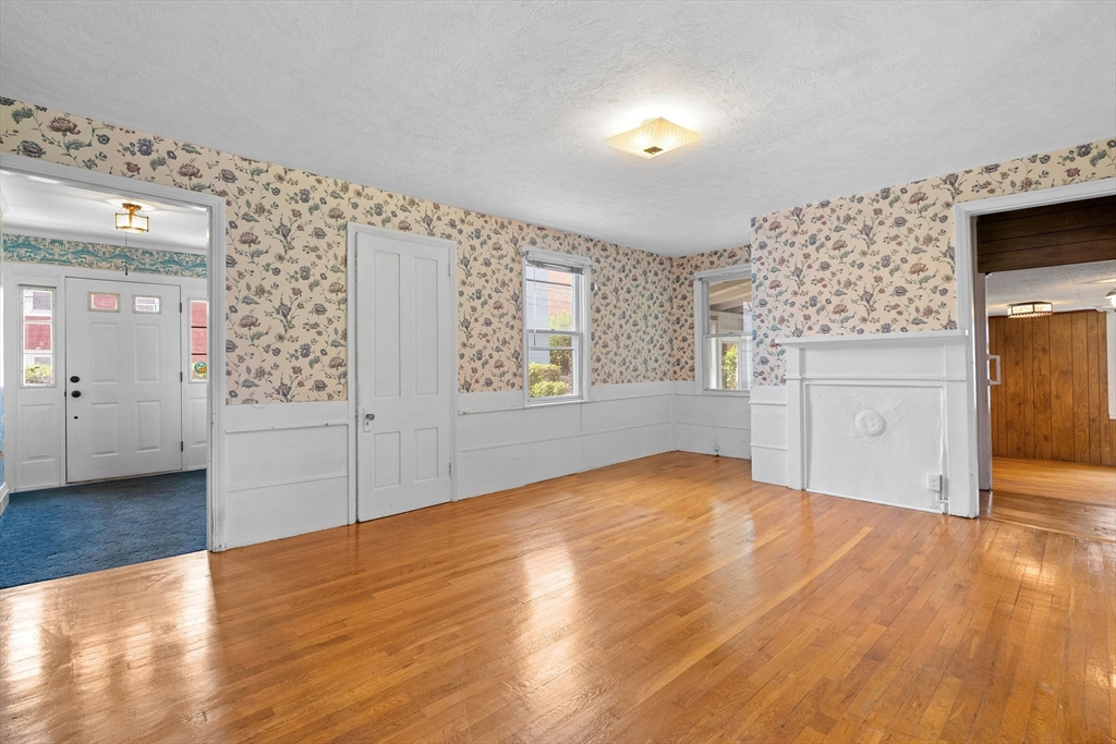 22-24 Greenview Avenue Boston, MA 02130 - Photo 16 of 41