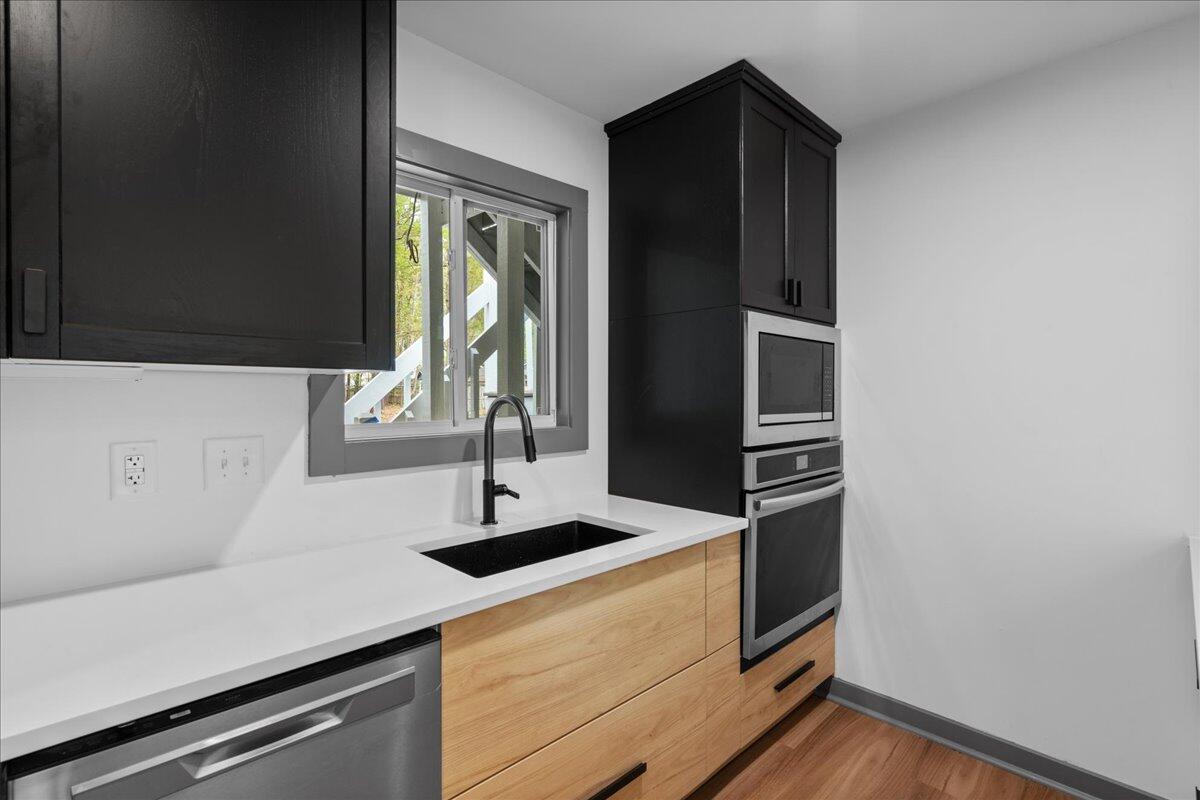 7811 Racquet Road North Charleston, SC 29418 - Photo 11 of 31 Kitchen