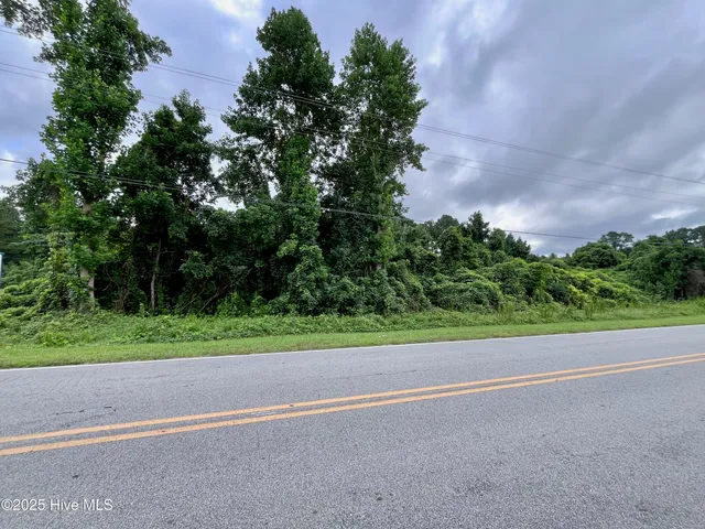 $380,000 | 305 Belltown Road, Havelock, NC 28532