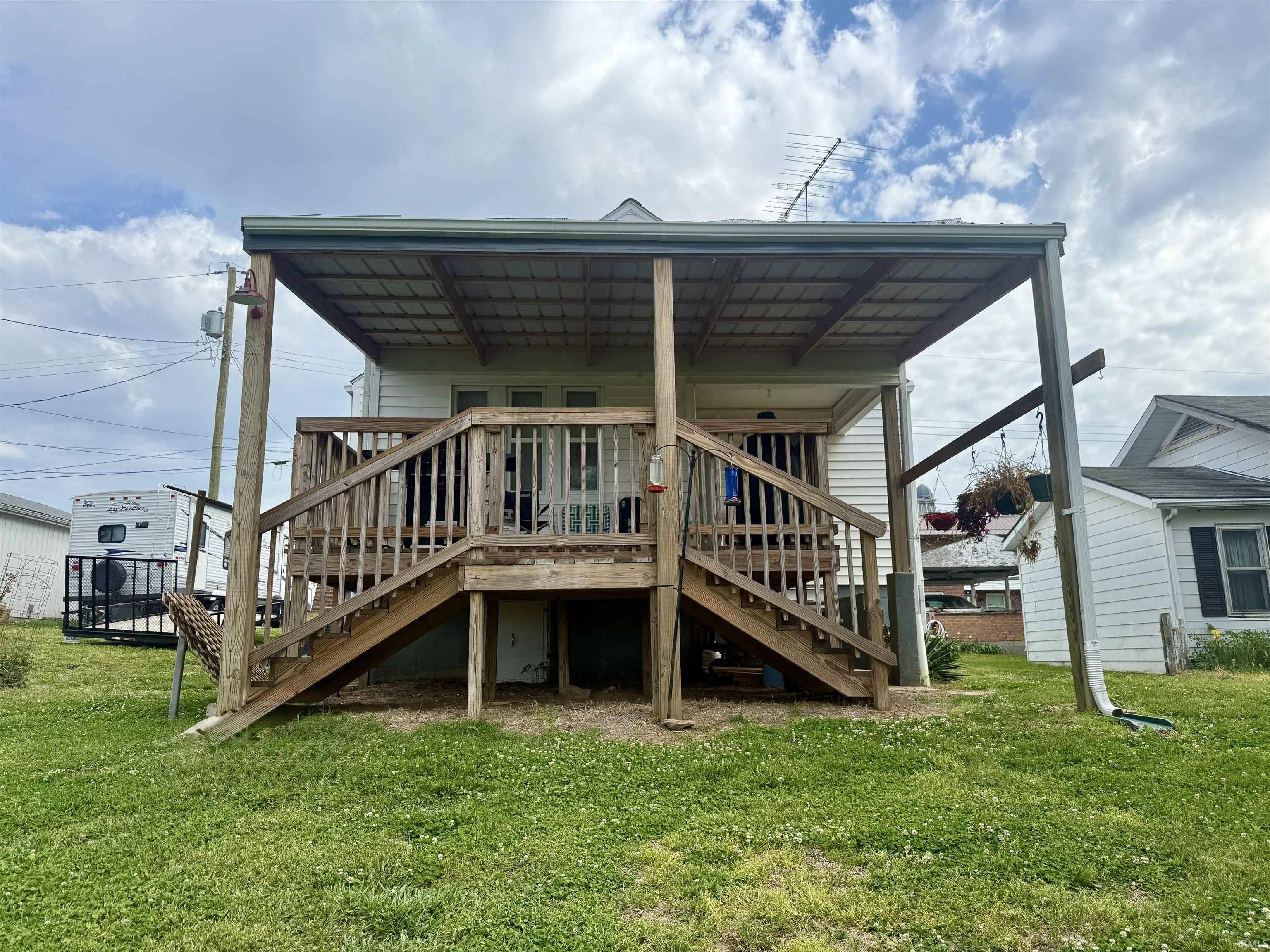 517 Stephens Street Shoals, IN 47581 - Photo 16 of 17
