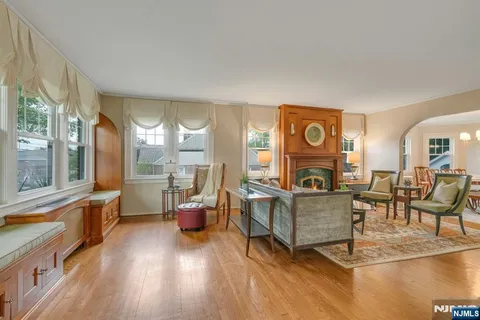 $825,000 | 354 Liberty Avenue, Hillsdale, NJ 07642