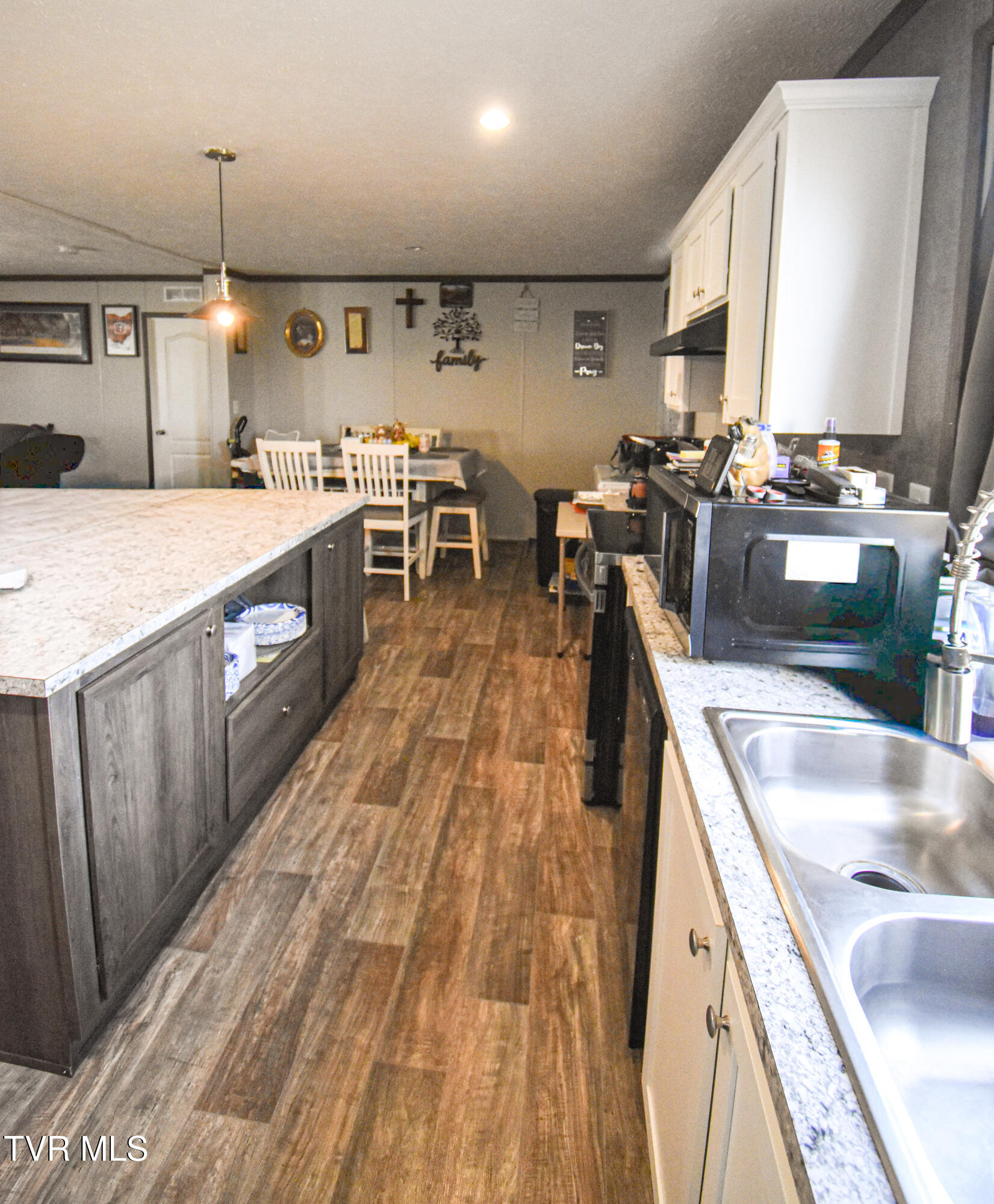 255 Rolling Hills Road Church Hill, TN 37642 - Photo 11 of 53 kitchenisland