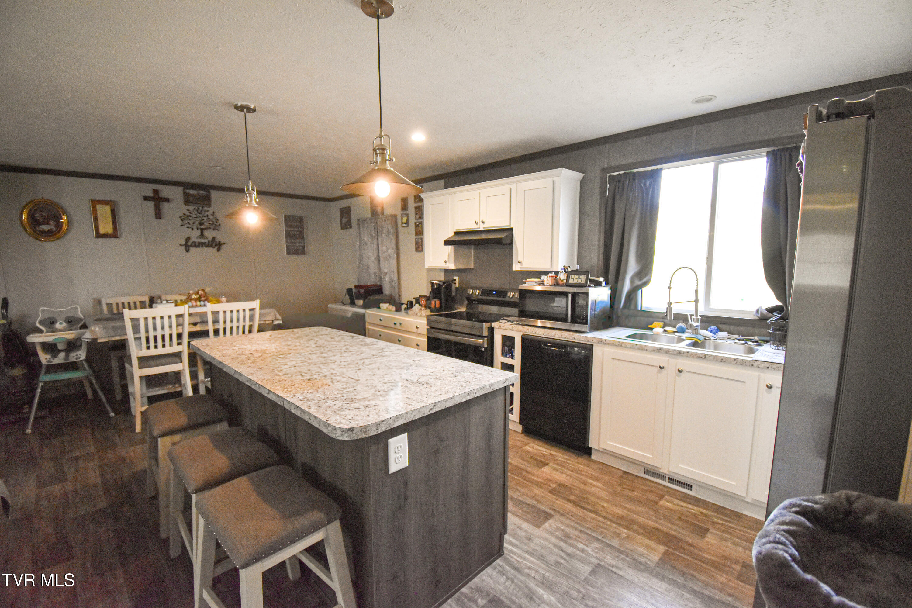 255 Rolling Hills Road Church Hill, TN 37642 - Photo 12 of 53 kitchendining