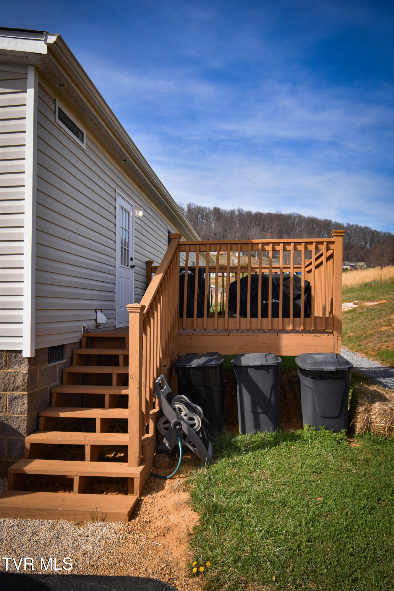 255 Rolling Hills Road Church Hill, TN 37642 - Photo 39 of 53 back deck