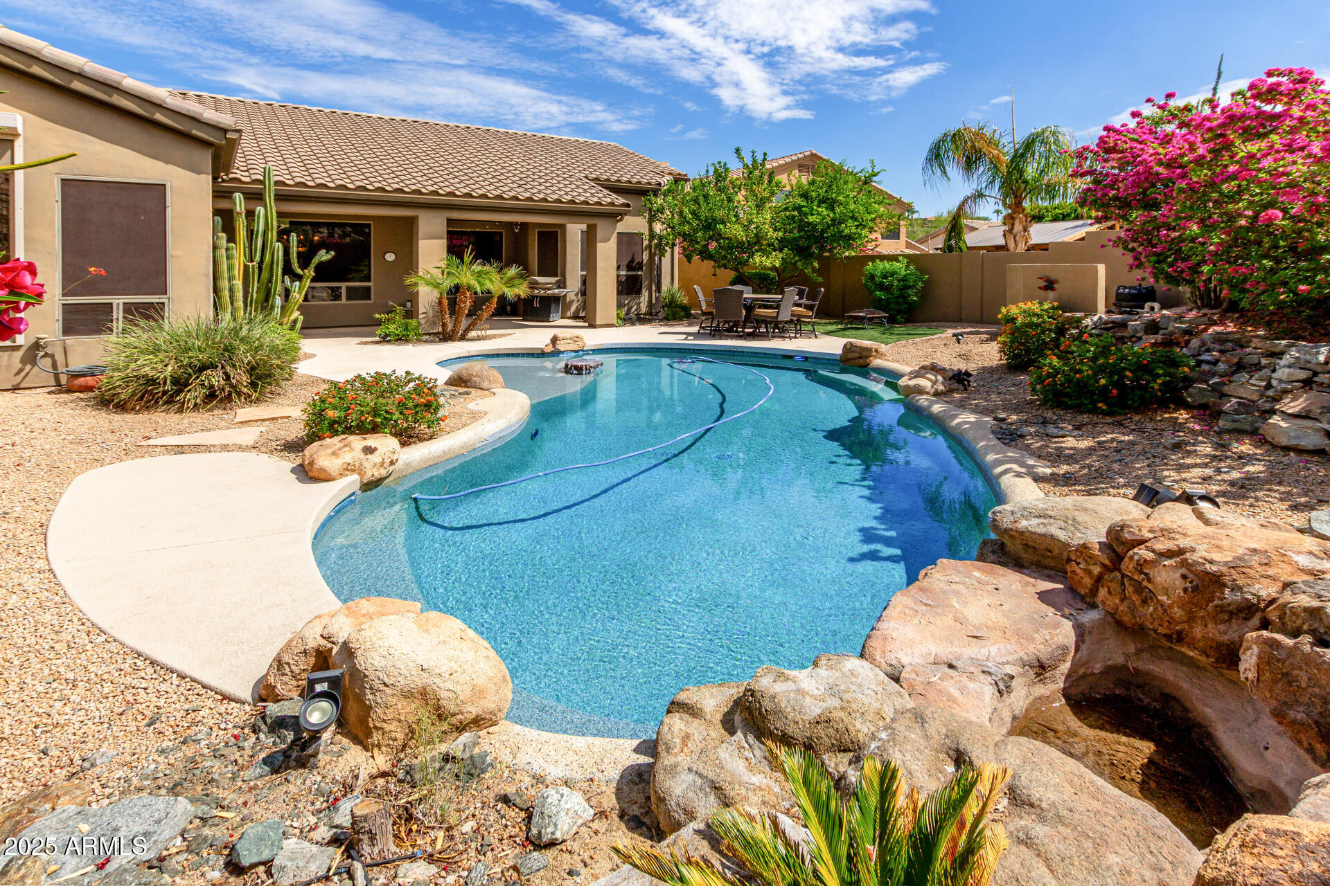 401 East Amber Ridge Way Phoenix, AZ 85048 - Photo 2 of 51 50 - Amber Ridge