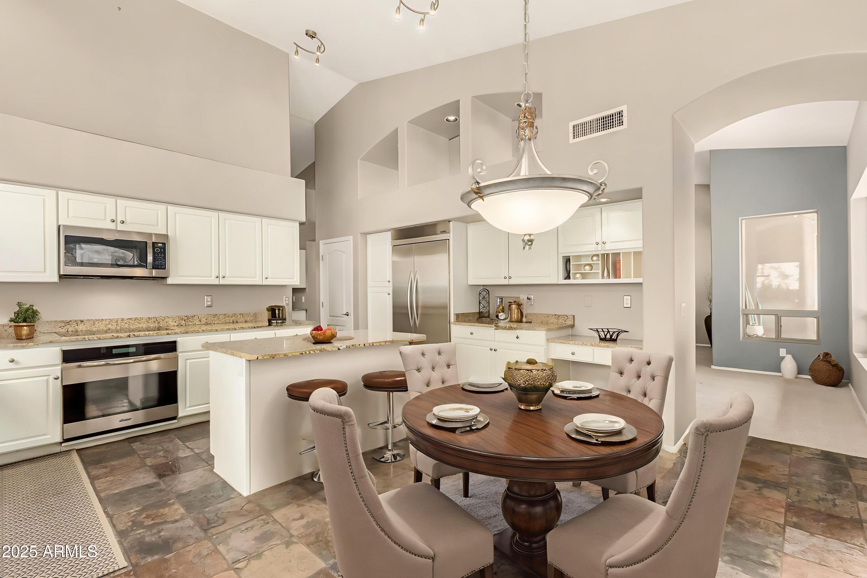 401 East Amber Ridge Way Phoenix, AZ 85048 - Photo 28 of 51 24-Amber-Ridge - Kitchen - Standard - 0