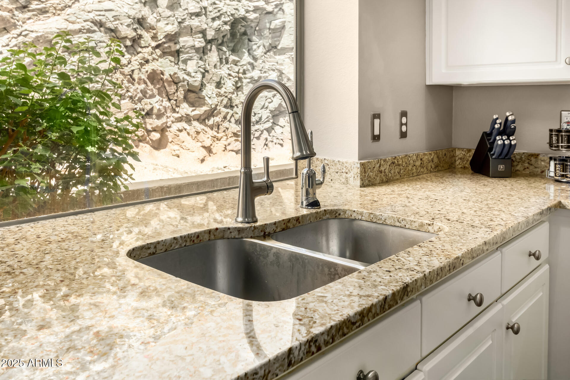 401 East Amber Ridge Way Phoenix, AZ 85048 - Photo 32 of 51 28 - Amber Ridge