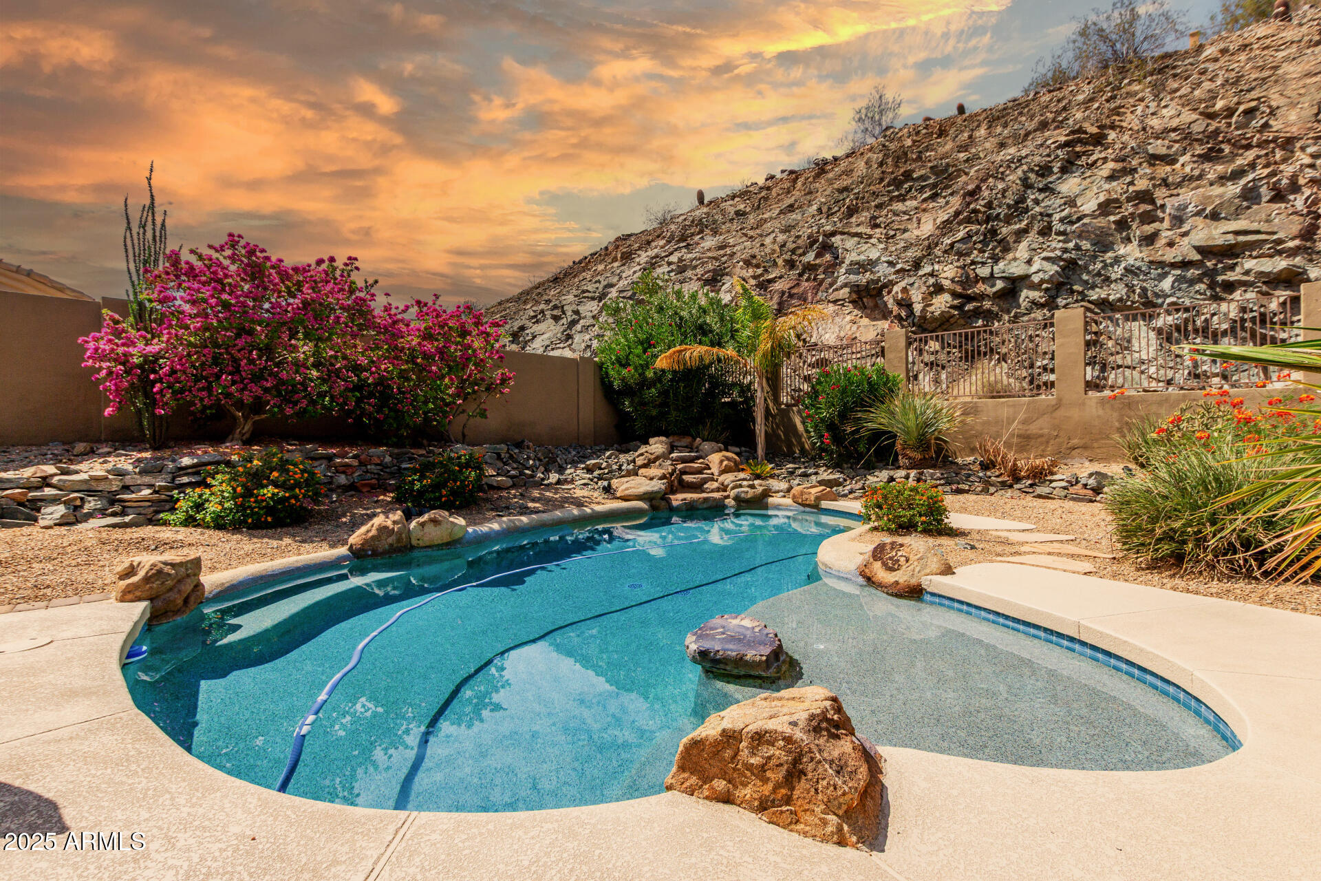 401 East Amber Ridge Way Phoenix, AZ 85048 - Photo 7 of 51 53 - Amber Ridge a