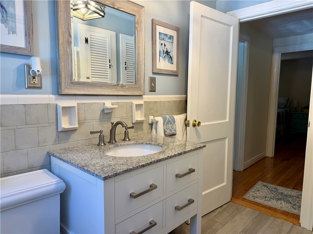 3454 Diamond Hill Road Cumberland, RI 02864 - Photo 7 of 46