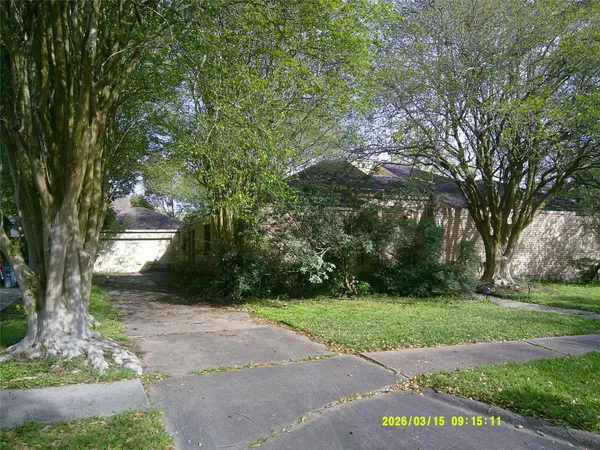 $259,000 | 16379 Havenpark Drive, Houston, TX 77059