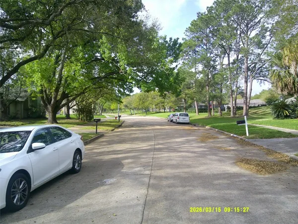 $259,000 | 16379 Havenpark Drive, Houston, TX 77059