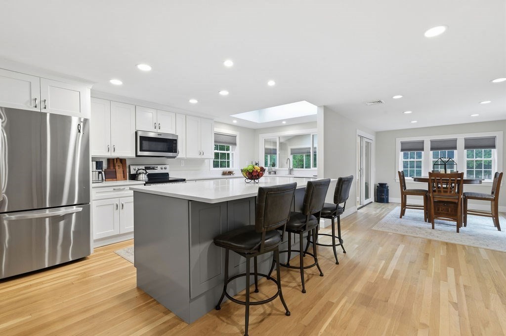 254 Winter Street Hanover, MA 02339 - Photo 8 of 40