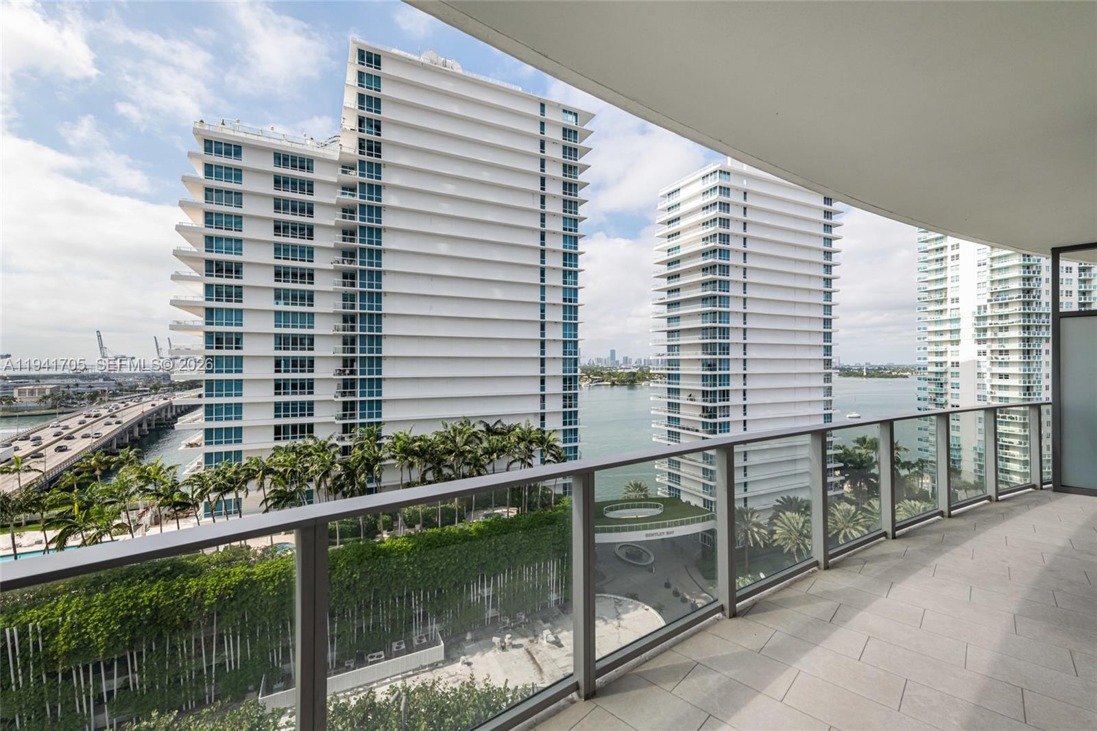 500 Alton Road, Unit 1204 Miami Beach, FL 33139 - Photo 11 of 22 a balcony with a lake view