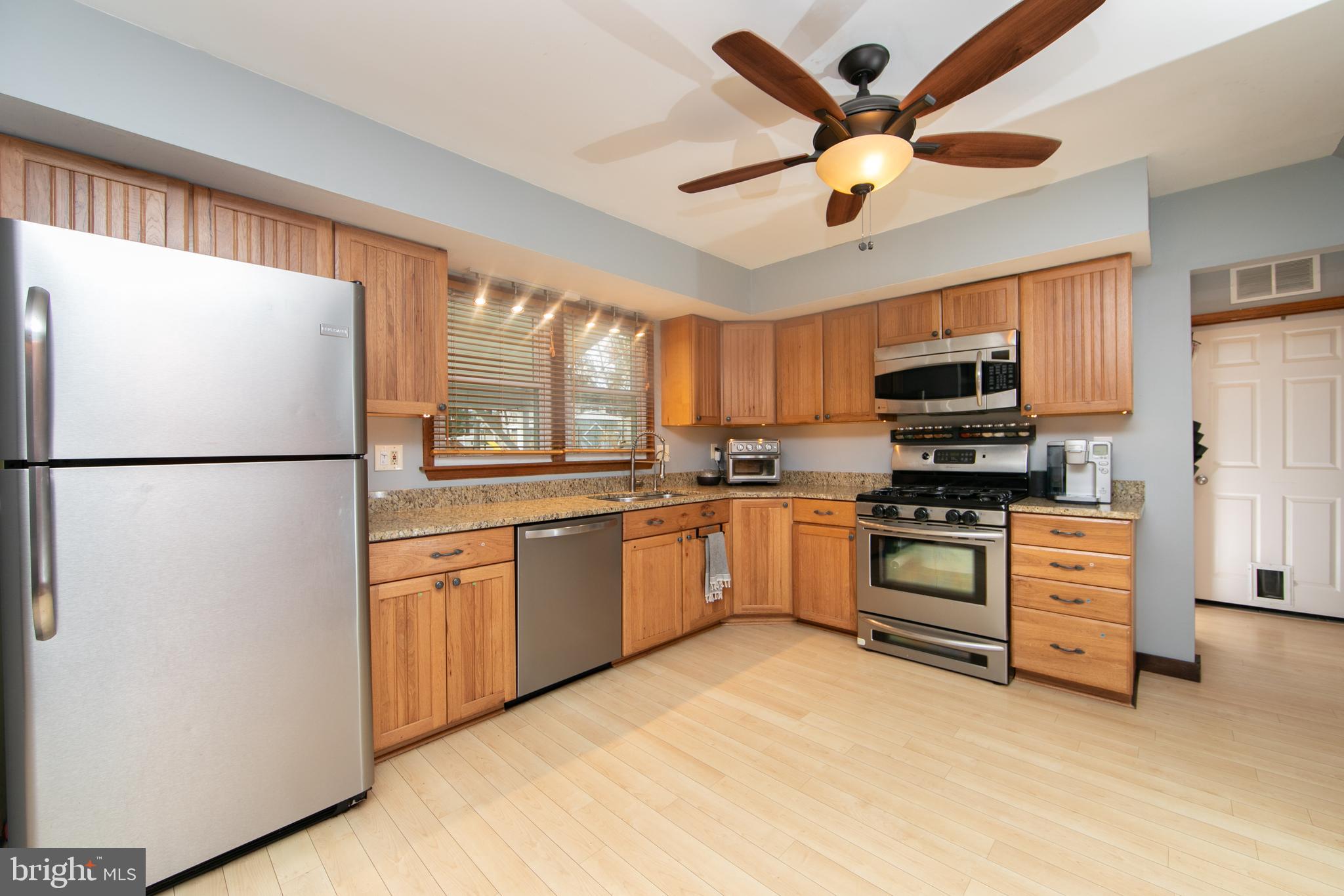 1 Winfield Road Sicklerville, NJ 08081 - Photo 13 of 48 Kitchen