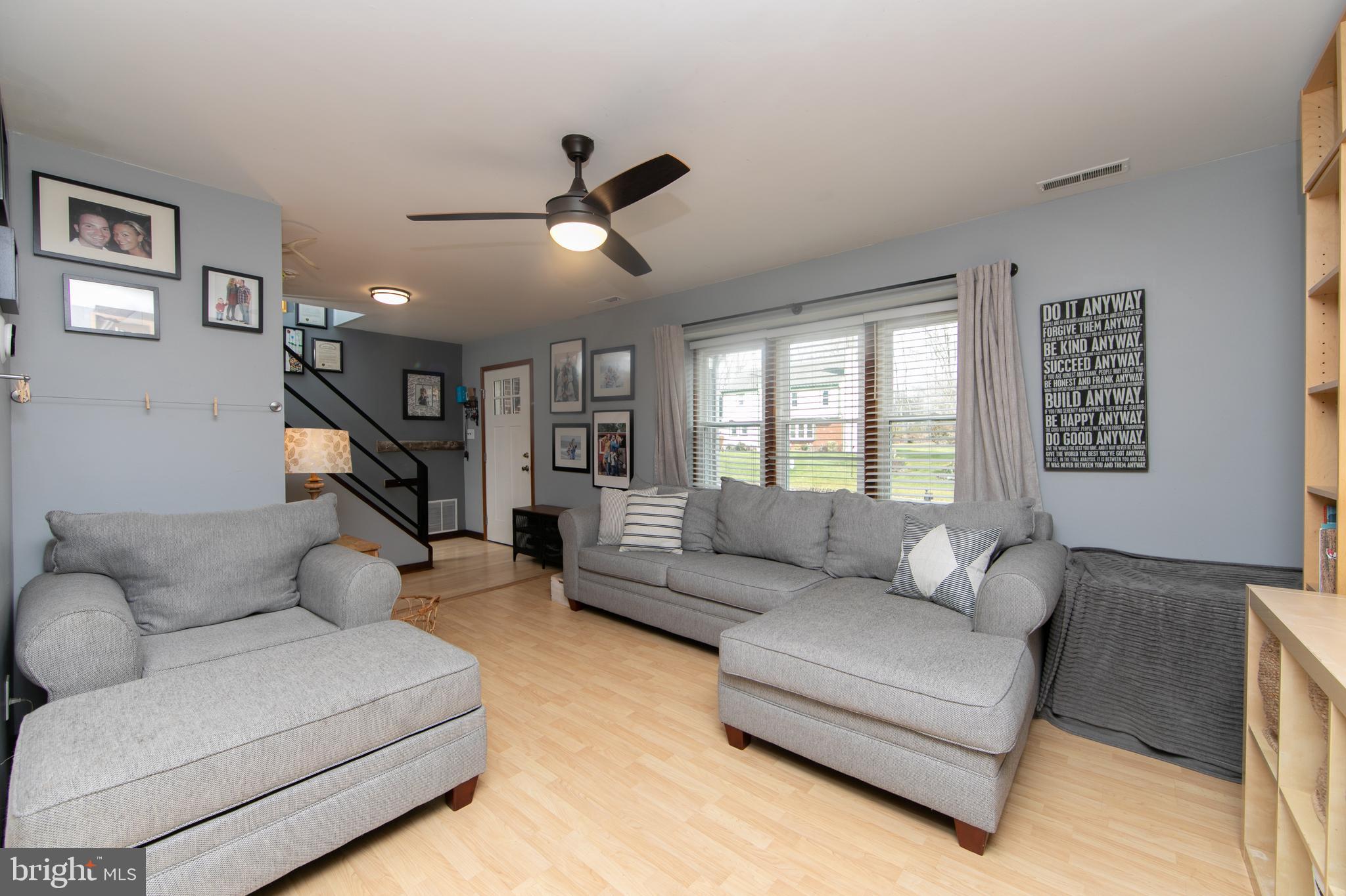 1 Winfield Road Sicklerville, NJ 08081 - Photo 8 of 48 Living Room