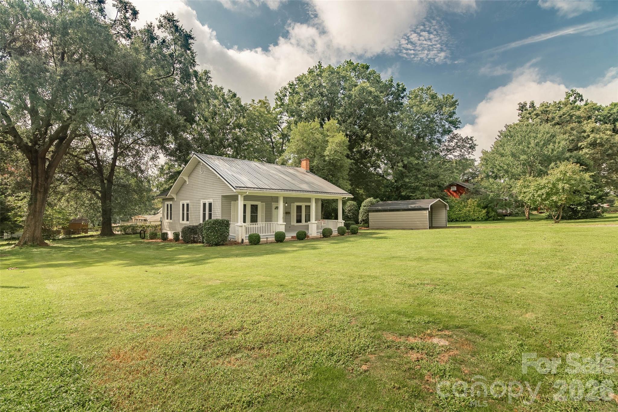 141 Edwards Street Rutherfordton, NC 28139 - Photo 1 of 29 Gallery Image 1