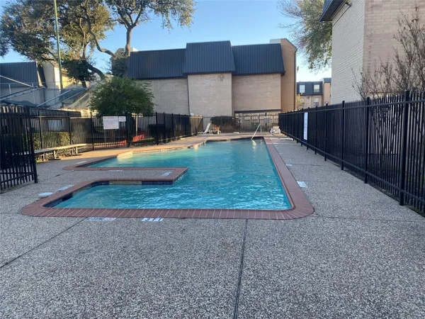 $1,500 | 8431 Hearth Drive, Unit 23, Houston, TX 77054