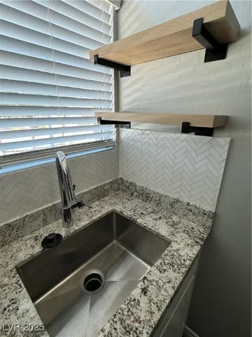 $1,350 | 3777 Neblina Drive, Henderson, NV 89052