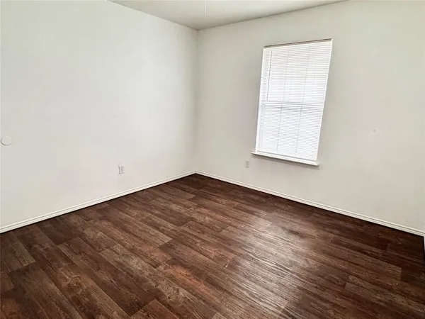 $1,195 | 13116 White Settlement Road, Unit B, Fort Worth, TX 76108