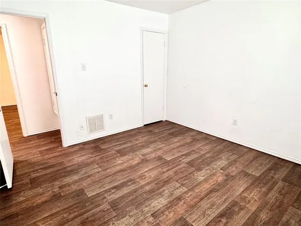 $1,195 | 13116 White Settlement Road, Unit B, Fort Worth, TX 76108