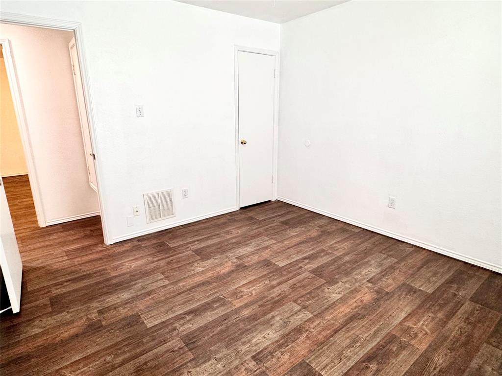 13116 White Settlement Road, Unit B Fort Worth, TX 76108 - Photo 10 of 20