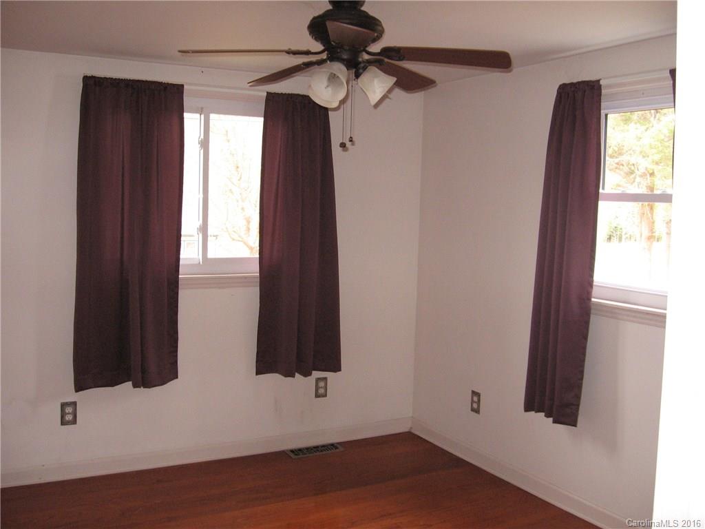 895 Bee Tree Road Swannanoa, NC 28778 - Photo 17 of 17 Gallery Image 17