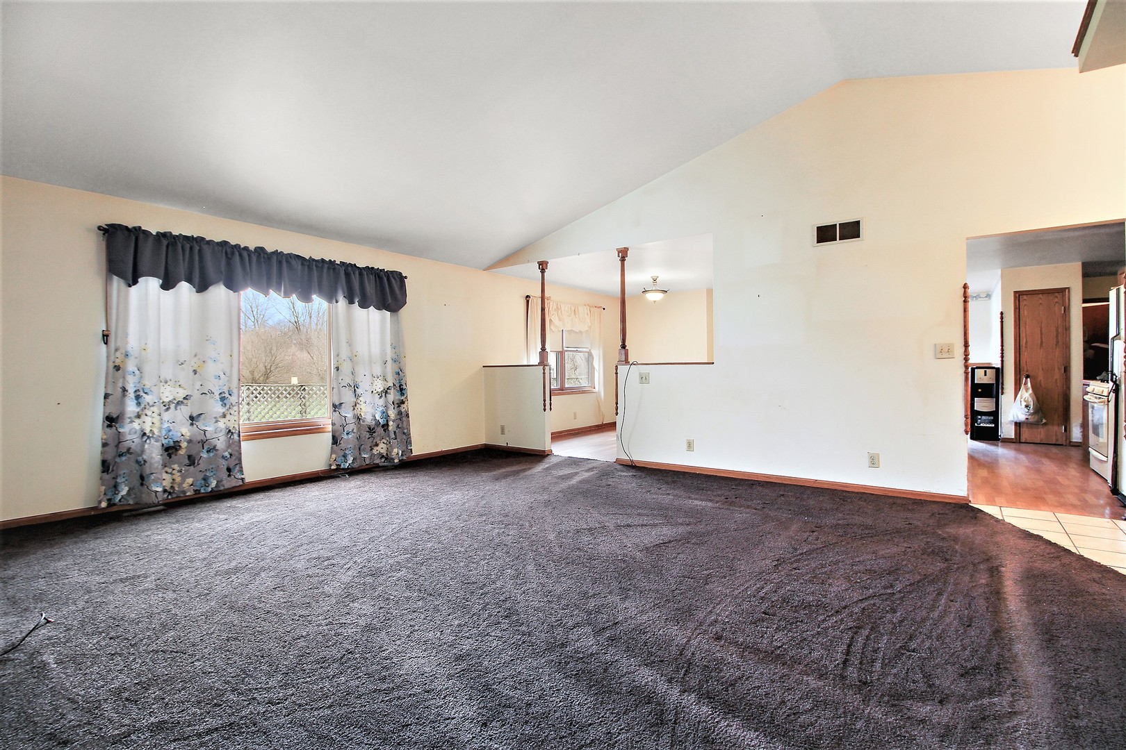 6475 South 1000 Road East Chebanse, IL 60922 - Photo 2 of 27
