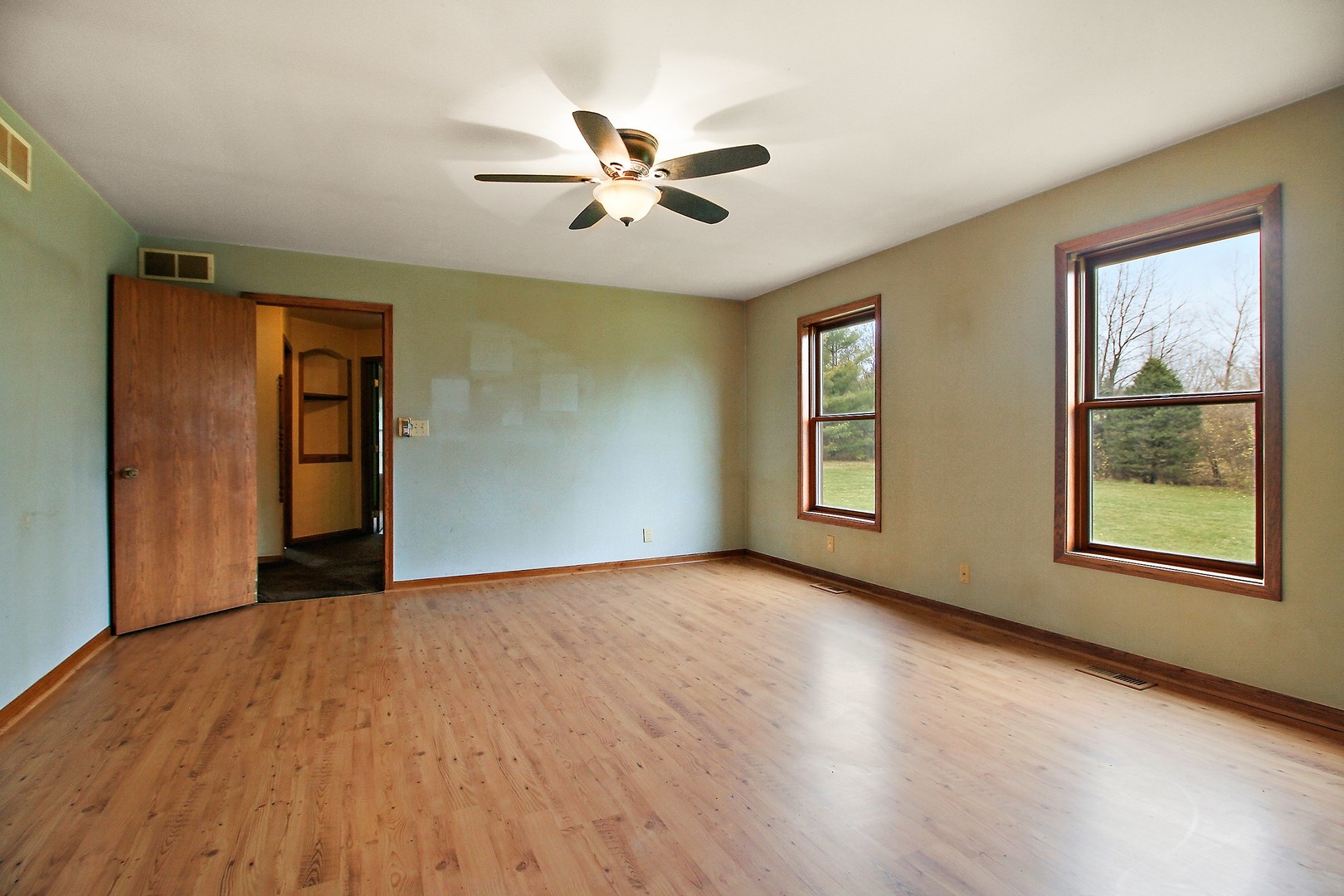 6475 South 1000 Road East Chebanse, IL 60922 - Photo 13 of 27