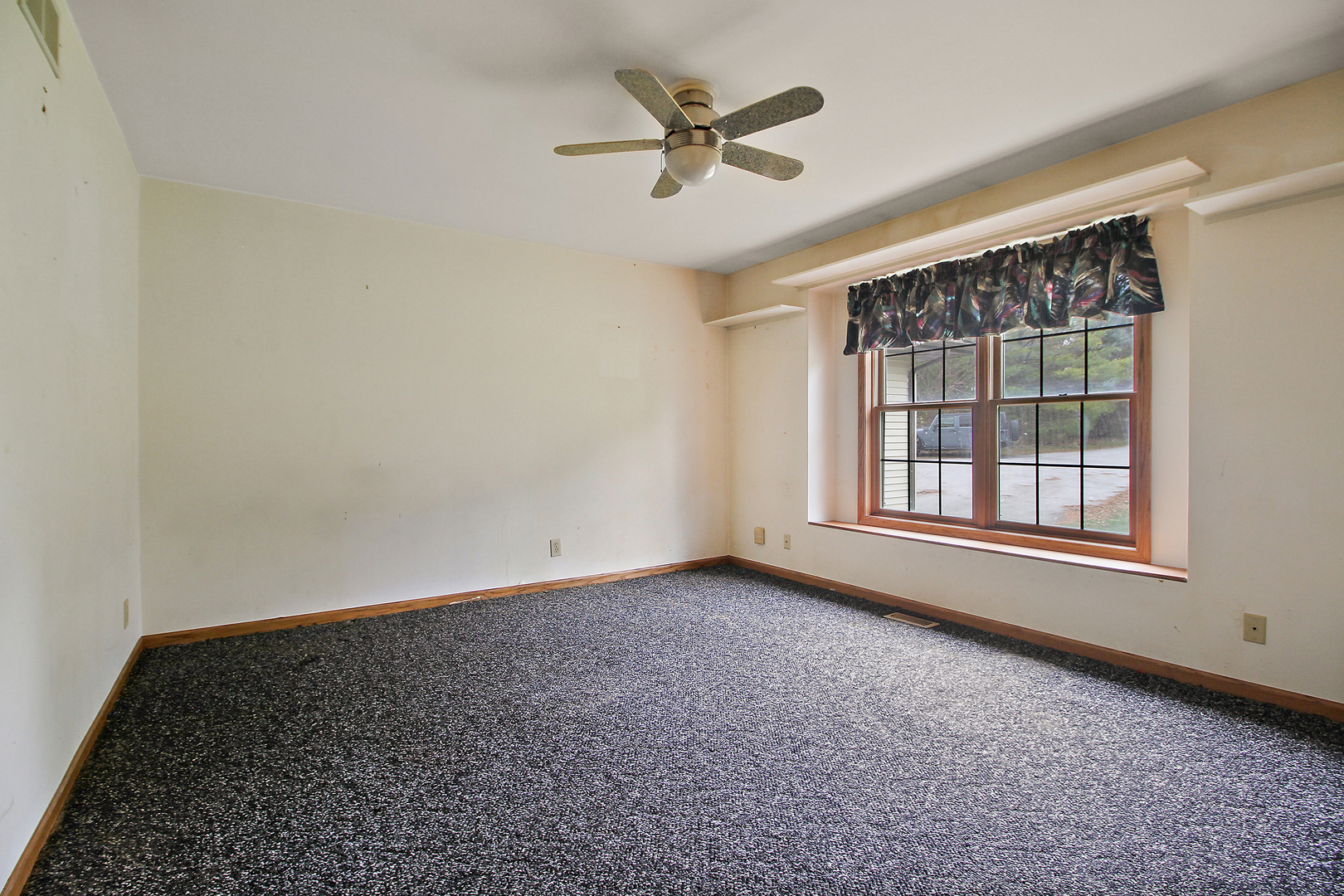 6475 South 1000 Road East Chebanse, IL 60922 - Photo 15 of 27