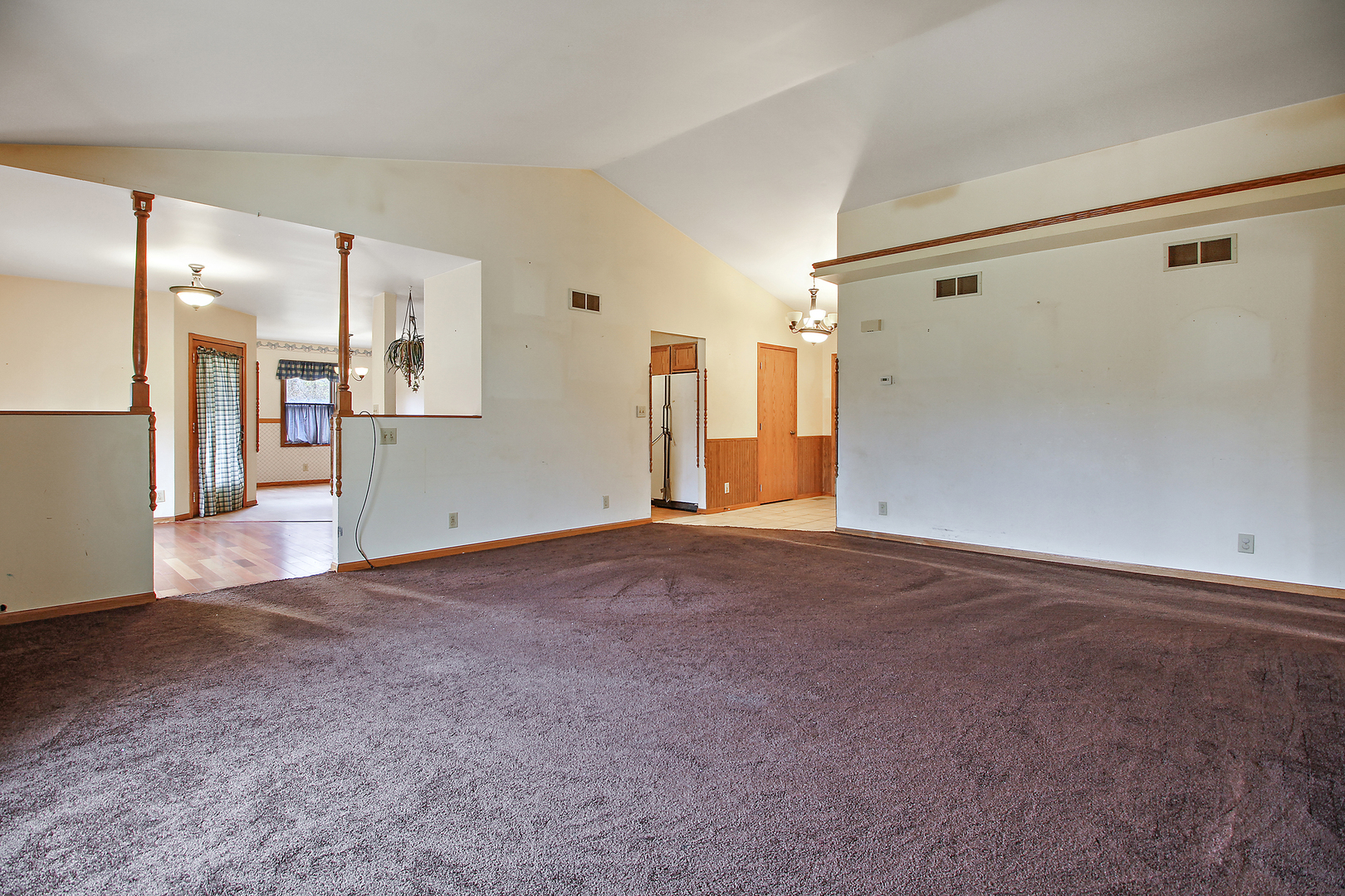 6475 South 1000 Road East Chebanse, IL 60922 - Photo 3 of 27