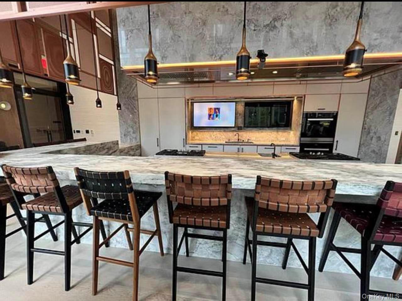 131-03 40 Road, Unit 18E Queens, NY 11354 - Photo 27 of 33 a view of an outdoor space with seating area