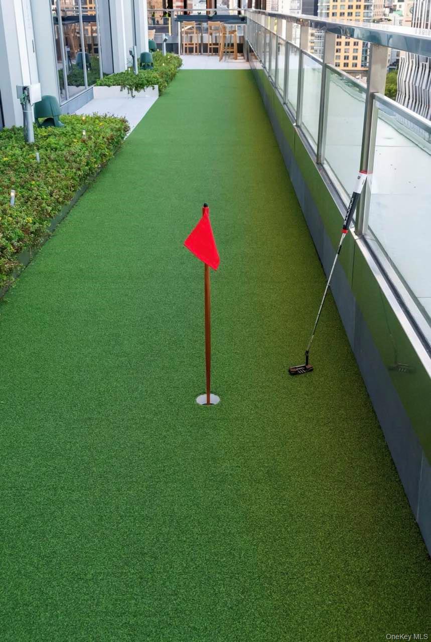 131-03 40 Road, Unit 18E Queens, NY 11354 - Photo 30 of 33 a view of a garden from a balcony