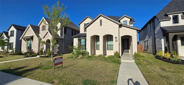 $2,750 | 8512 Heard Hill Drive, McKinney, TX 75071