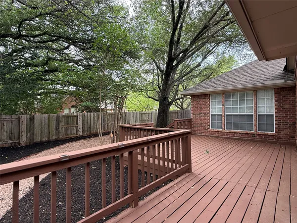 $2,695 | 10013 Valona Drive, Austin, TX 78717