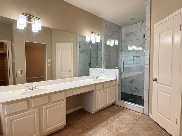 $2,695 | 10013 Valona Drive, Austin, TX 78717