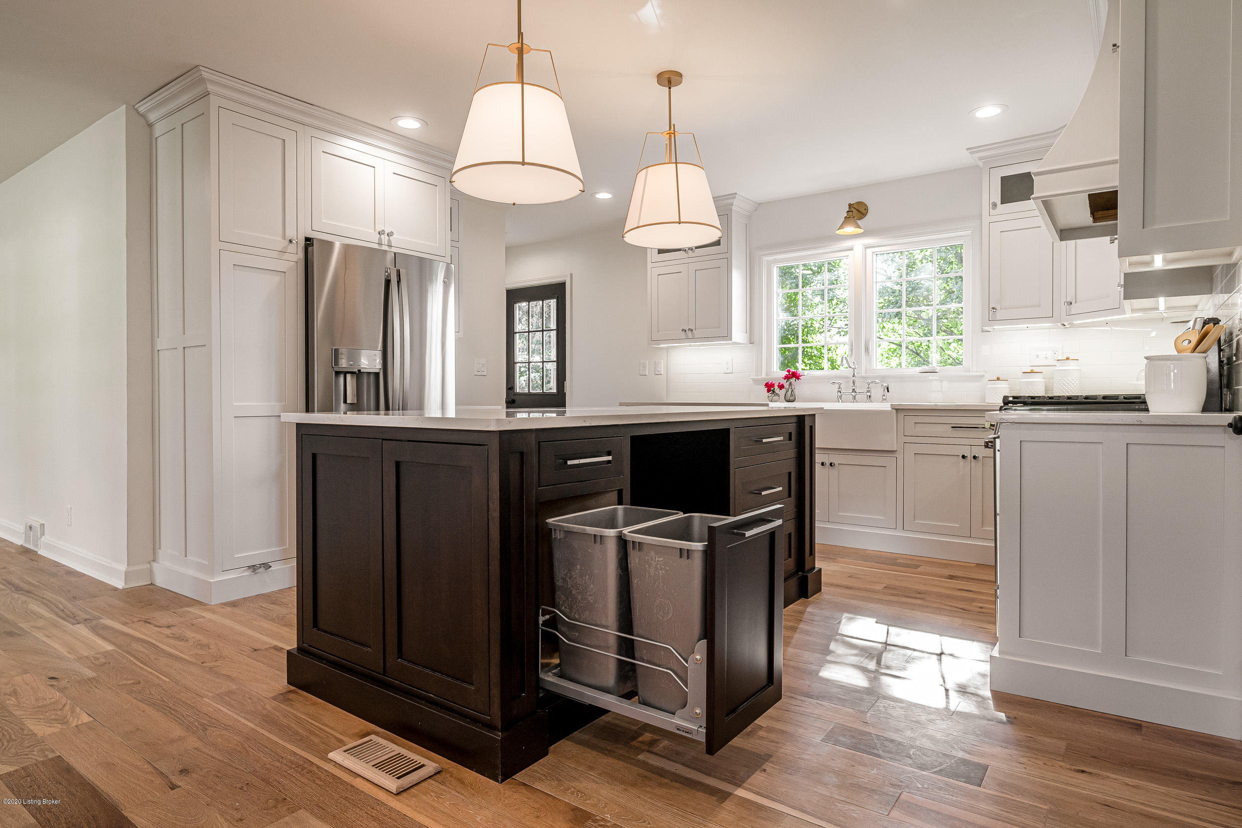 720 Indian Ridge Road Louisville, KY 40207 - Photo 12 of 46 720 Indian Ridge Road-26