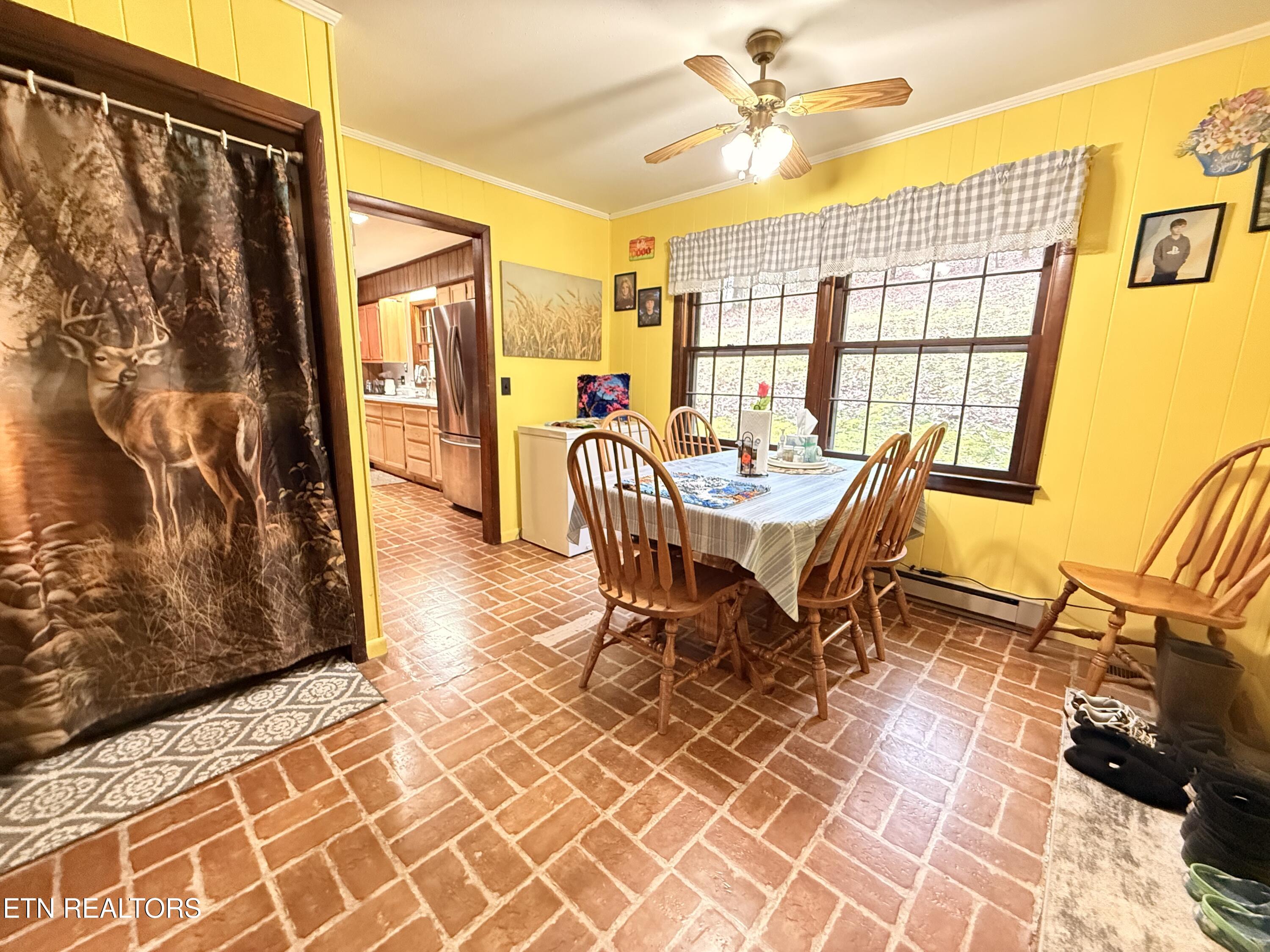 788 Dooley Hollow Road Ewing, VA 24248 - Photo 14 of 46 IMG_6383