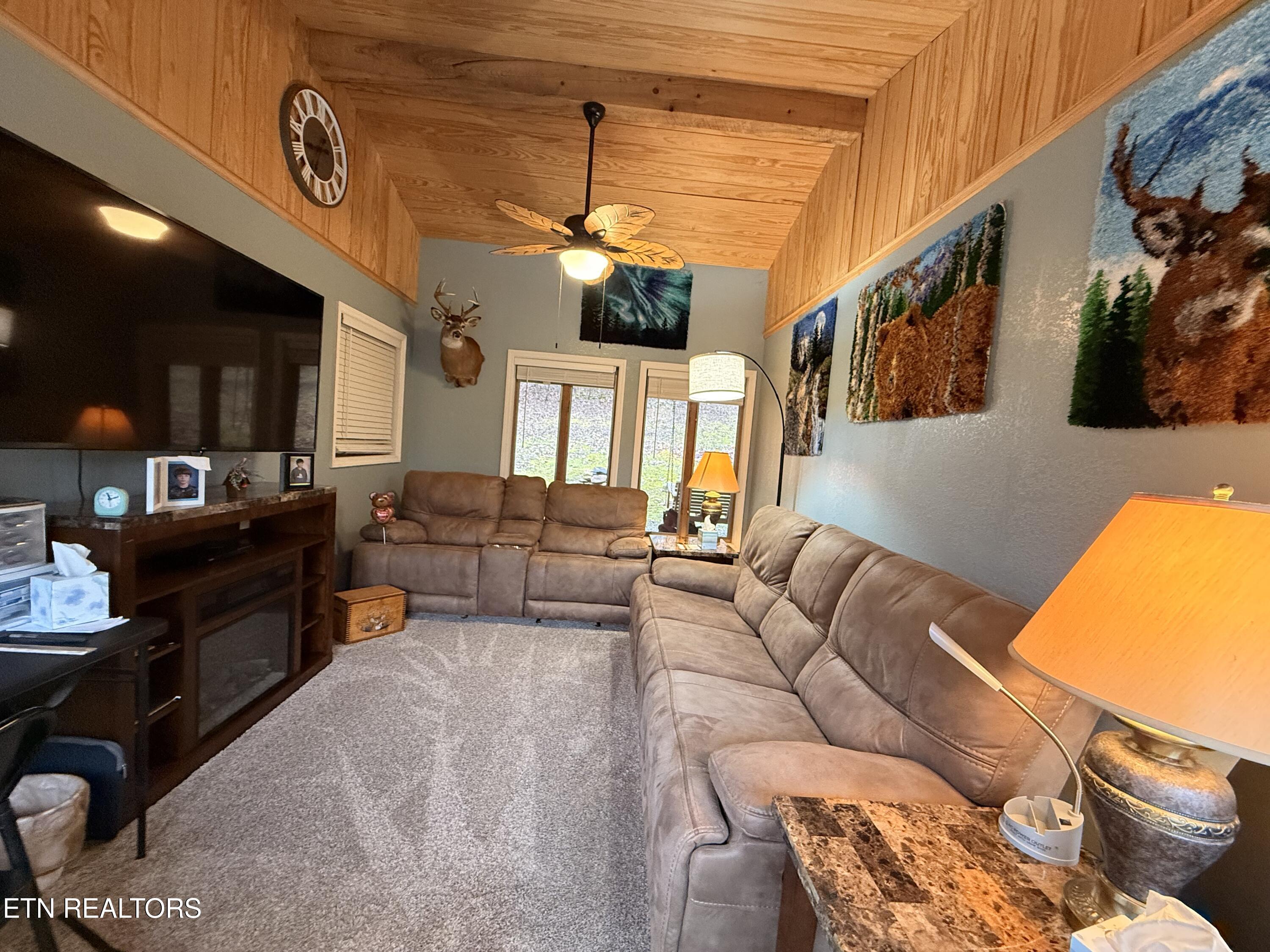 788 Dooley Hollow Road Ewing, VA 24248 - Photo 6 of 46 IMG_6373