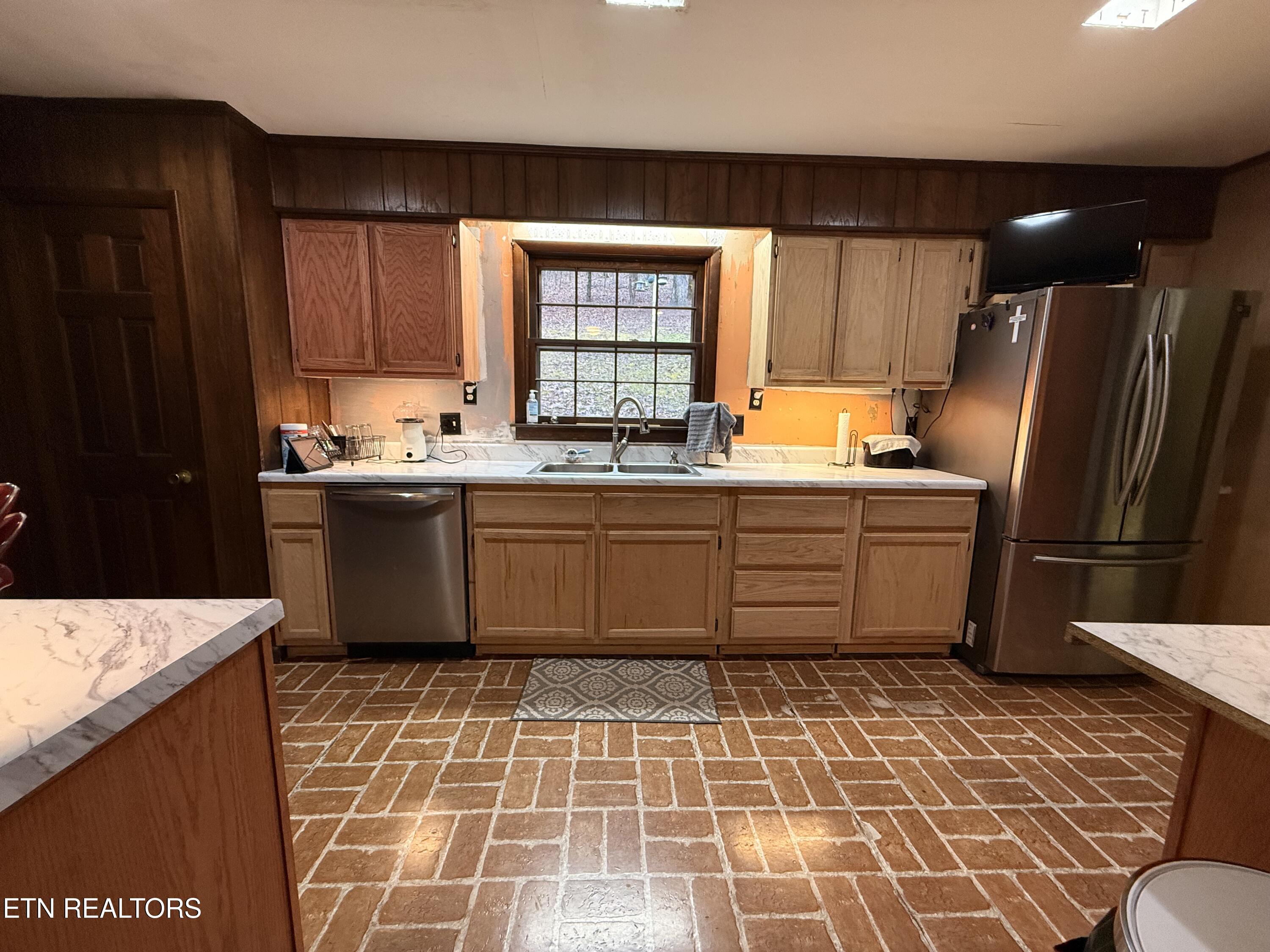 788 Dooley Hollow Road Ewing, VA 24248 - Photo 10 of 46 IMG_6393