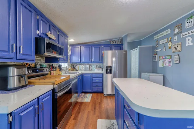 $190,000 | 602 South Mill Street, Owensville, IN 47665